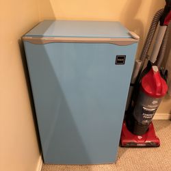 Blue Mini Refrigerator Fridge (32” Tall)