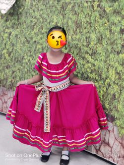 Folklórico dress for girls. Size 5-6