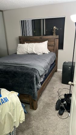 Queen Bed Frame Only Mistress Not Included Only Wood Frame 