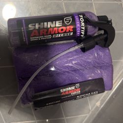 Shine Armor Deluxe 