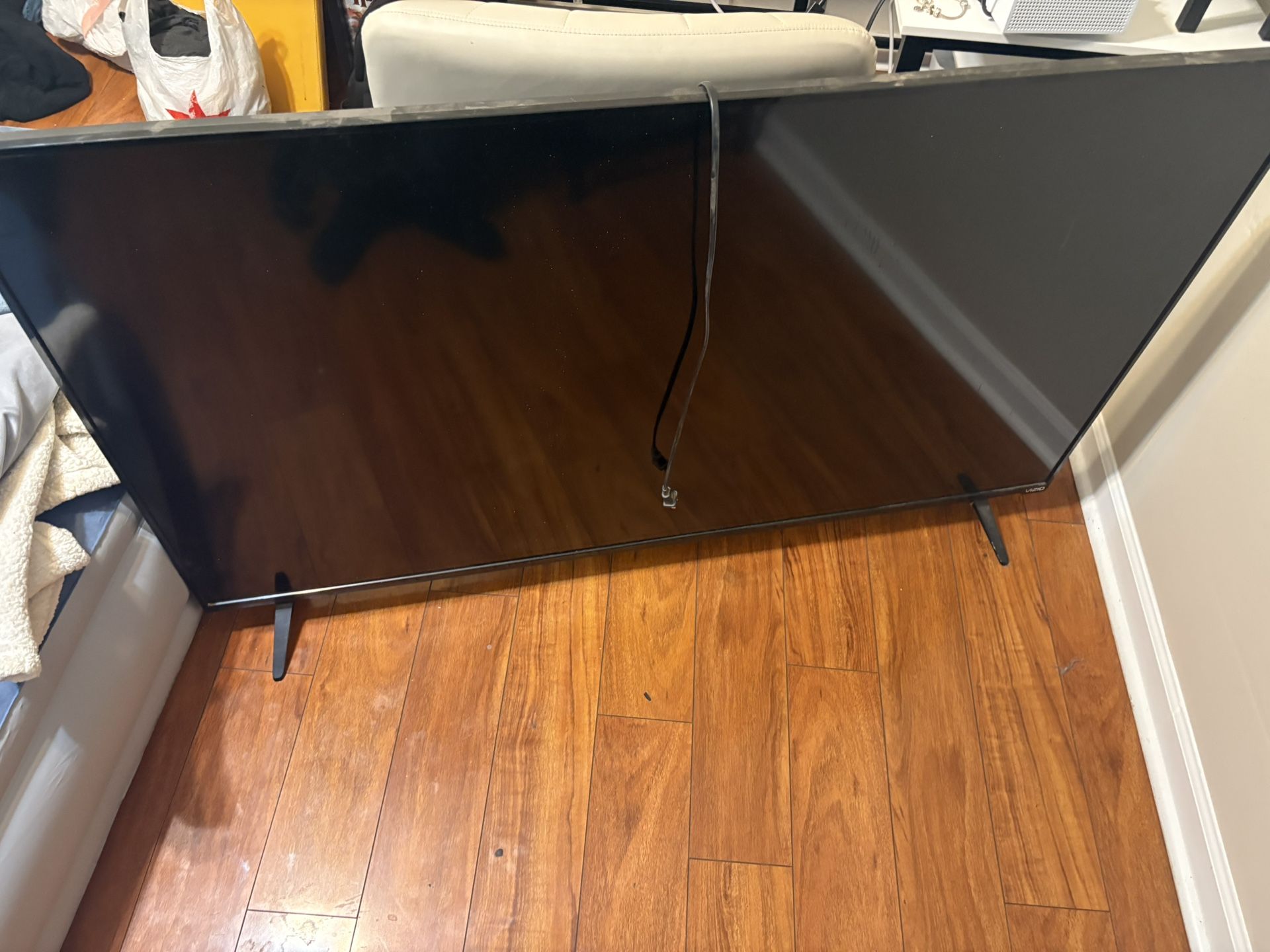 60’ Vizio Flat Screen TV