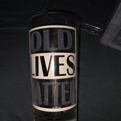 Customized Cups, Plates, Ornaments, Ect...