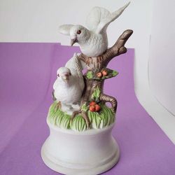 Vintage White Doves Music Box by Arnart Imports Royal Crown