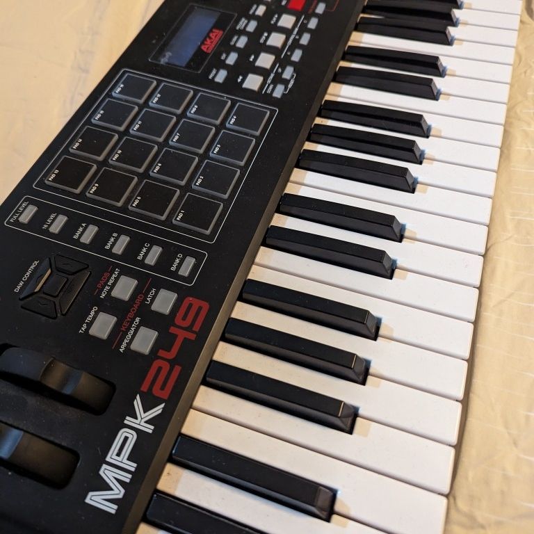 AKAI MPK249