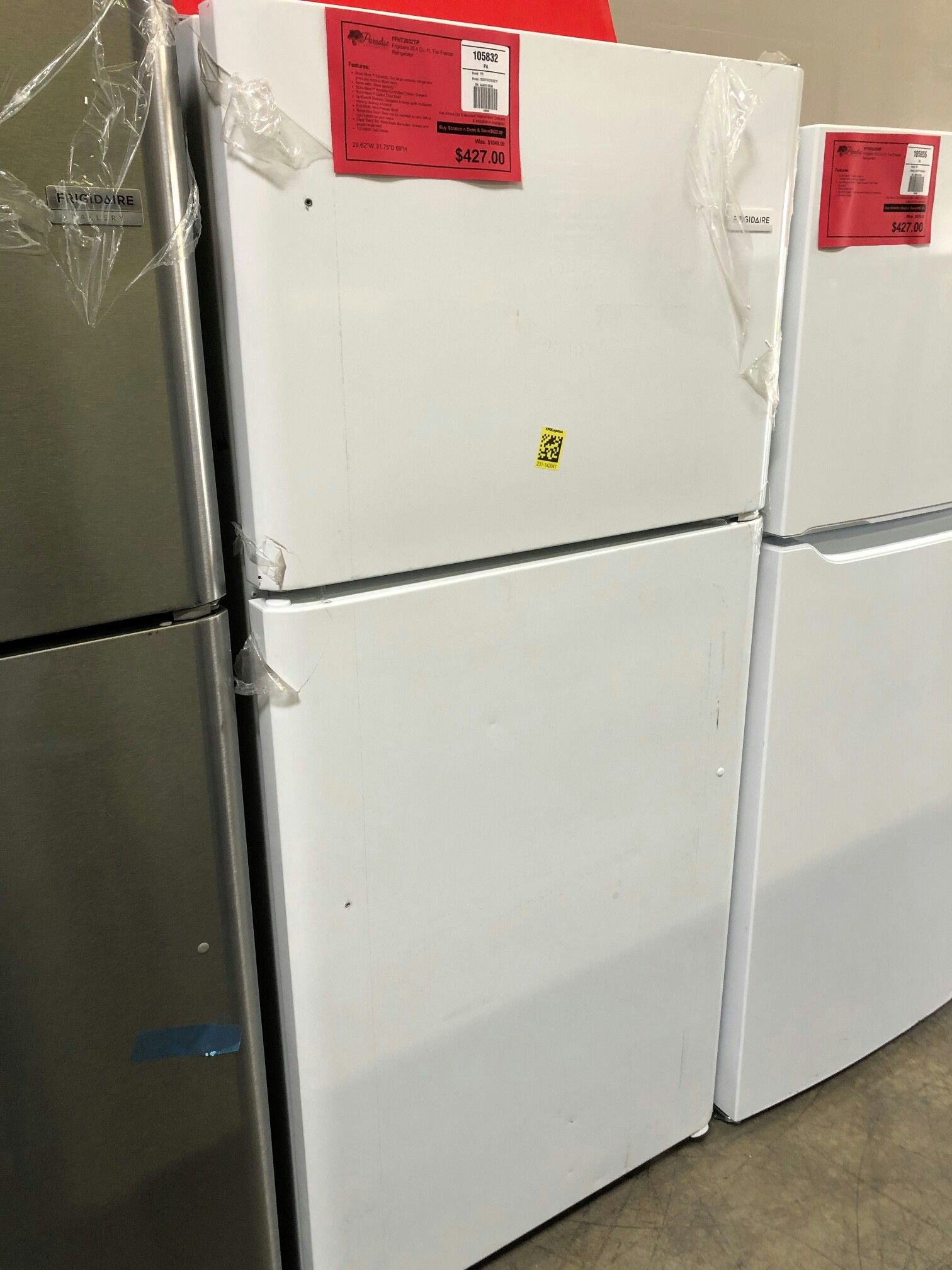 Brand New Frigidaire White Top Mount Refrigerator 1 Year Manufacturer Warranty Included