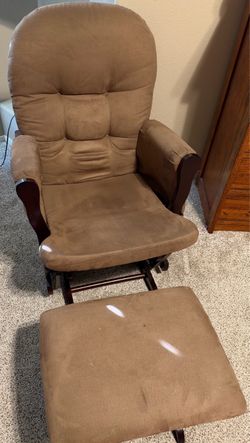 Rocking chair w ottoman