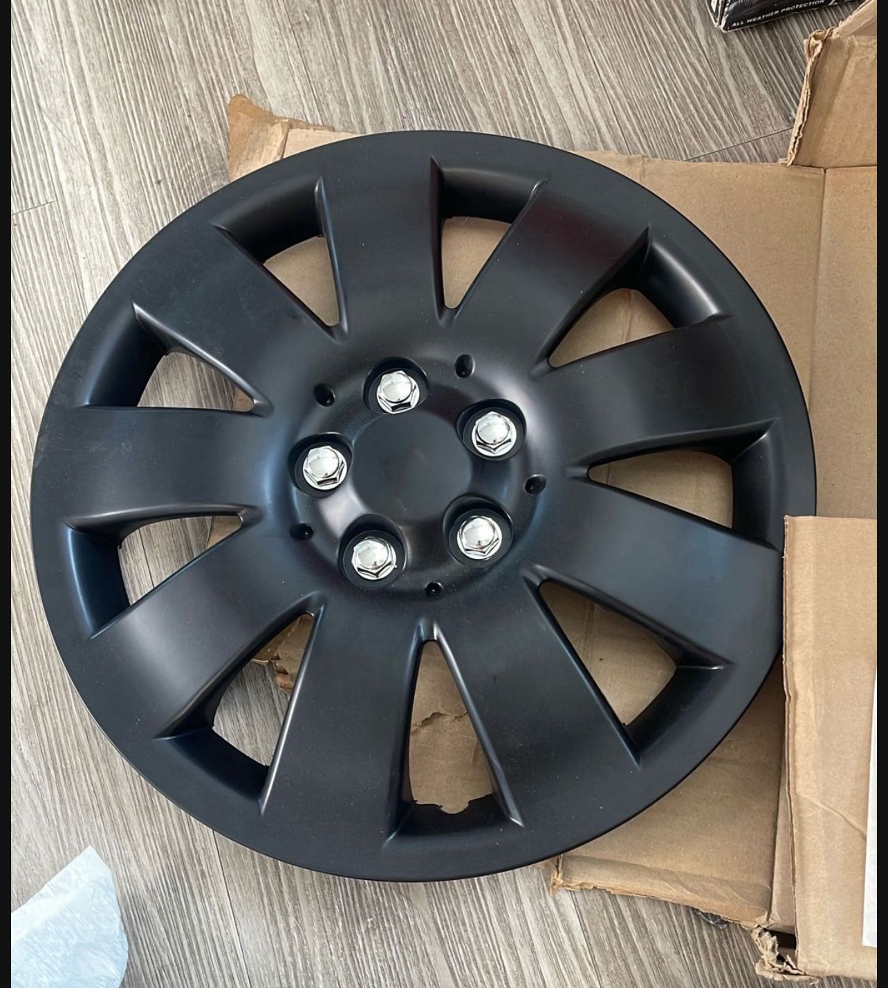 Brand New Camry (1) 16 Inch Hubcap