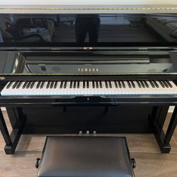 2005 Yamaha U1 Upright Piano 