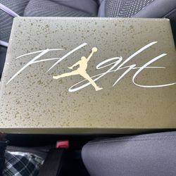 Jordan 4 Retro SE "Cool Greens" trainers #Jordan4 #RetroKicks