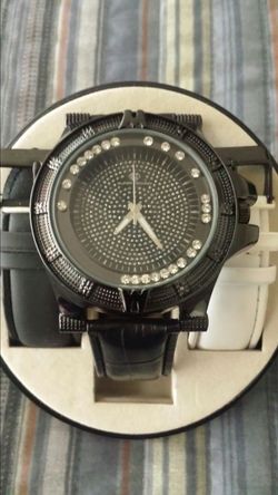 Super techno watch, moving diamonds on watch.