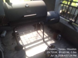 Professional Char-Griller-Smoker