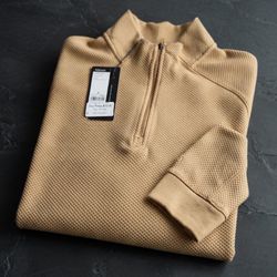Sweatshirt 1/4 Zip. Size M 