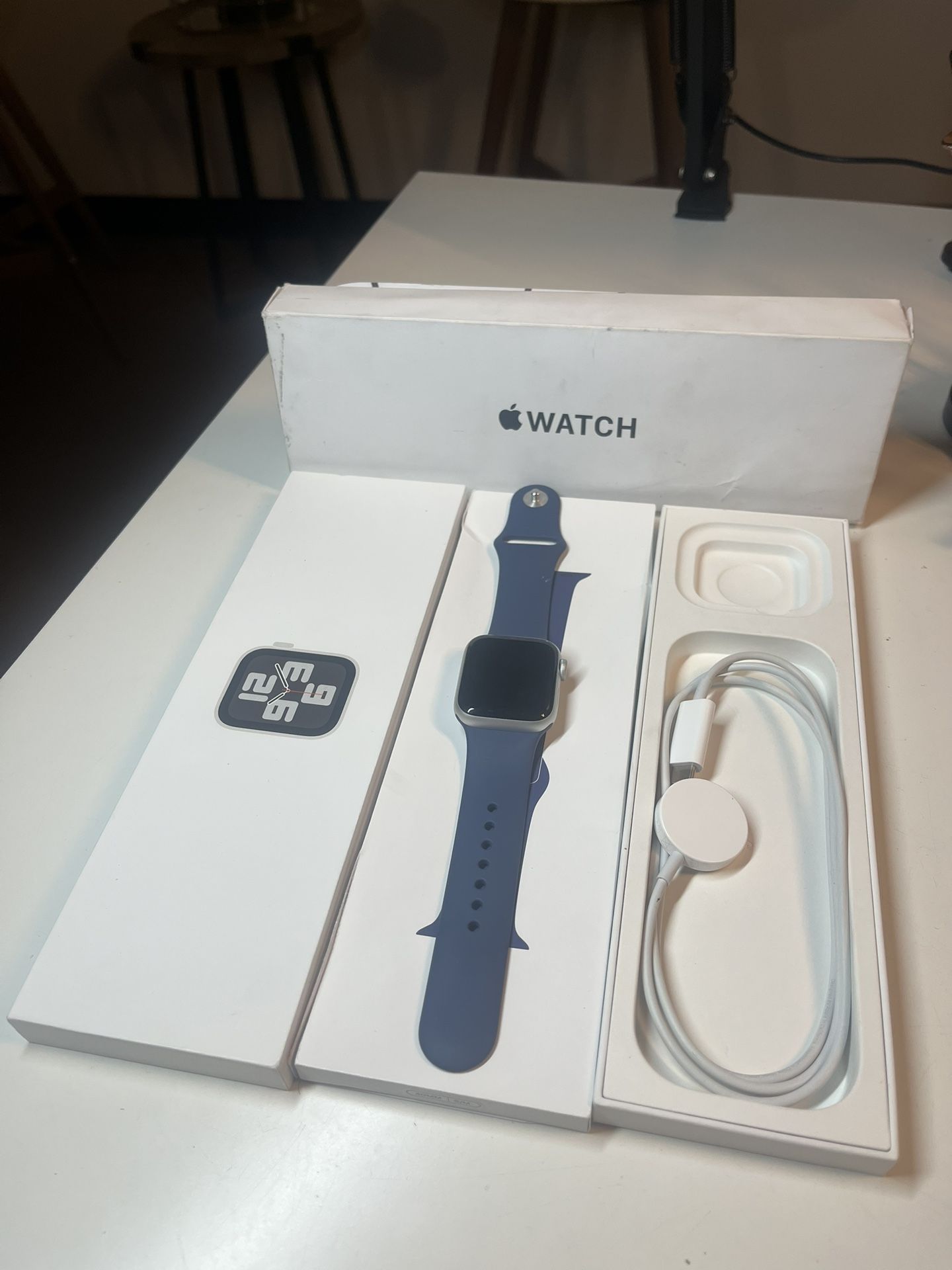 Apple Watch SE 2nd Generation 40MM Silver GPS Only