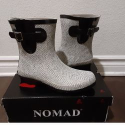 Nomad Rain Boots Women's Size 9