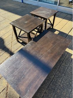 NEW! Coffee table and side tables