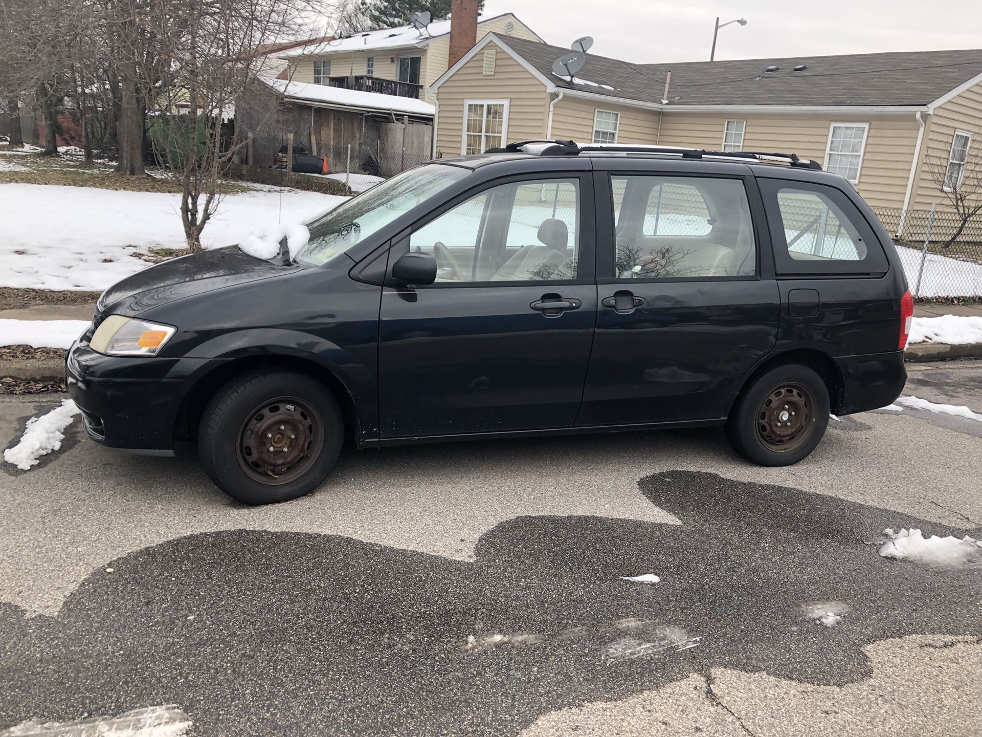 2000 Mazda MPV