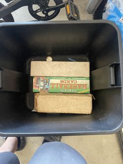 Tons Of Baseball Cards