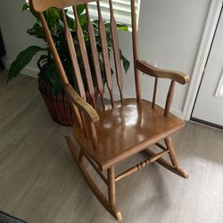 Wood chair