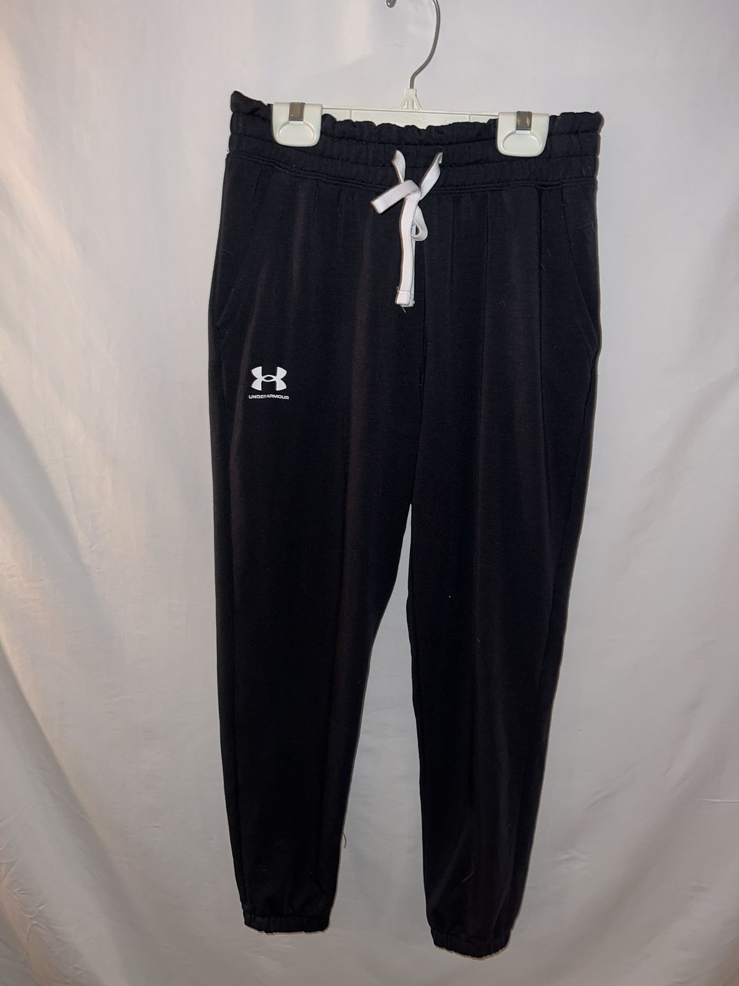 Ladies black Under Armour thick waistband drawstring jogger sweatpants size XS
