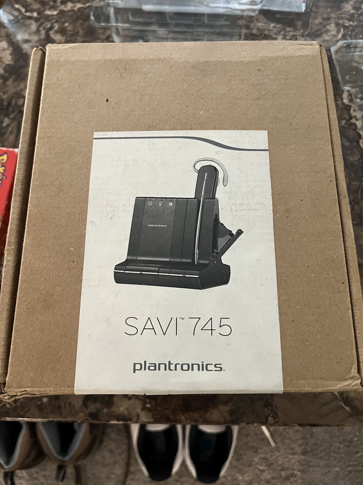 Savi 745 Plantronics  Bluetooth Headset