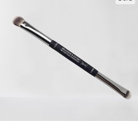 It Cosmetics Brush #5 HEAVENLY LUXE No Tug Dual Eye Shadow Brush NEW! Thumbnail