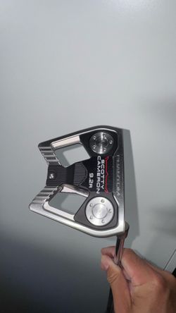 Like New Scotty Cameron 34” 9.2r putter plumbers neck