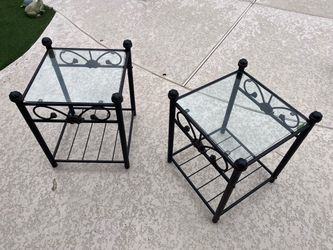 2 End Tables