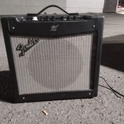 !!!  FENDER MUSTANG !!!!