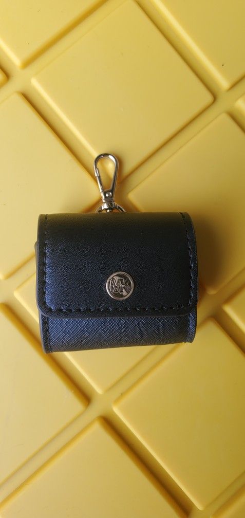 New Michael Kors Earbuds Case