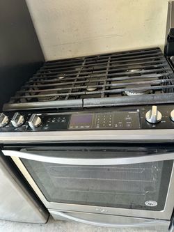 Whirpool Gas stove 5 burner
