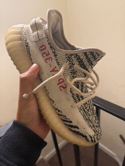 Yeezy 350 Zebra Size 8.5