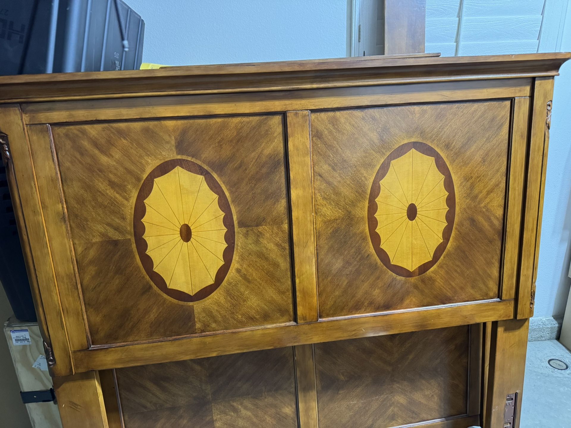 Queen Bedroom Set