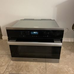 Miele Microwave Oven Model M6160