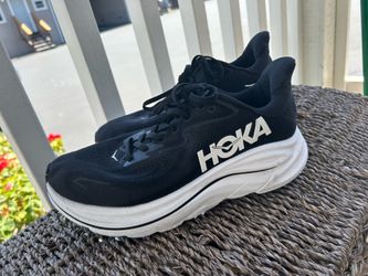 Hoka Women’s Running Shoes Size 8.5 Black/White