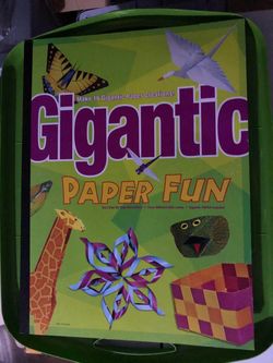 Gigantic Paper Fun Craft Kit
