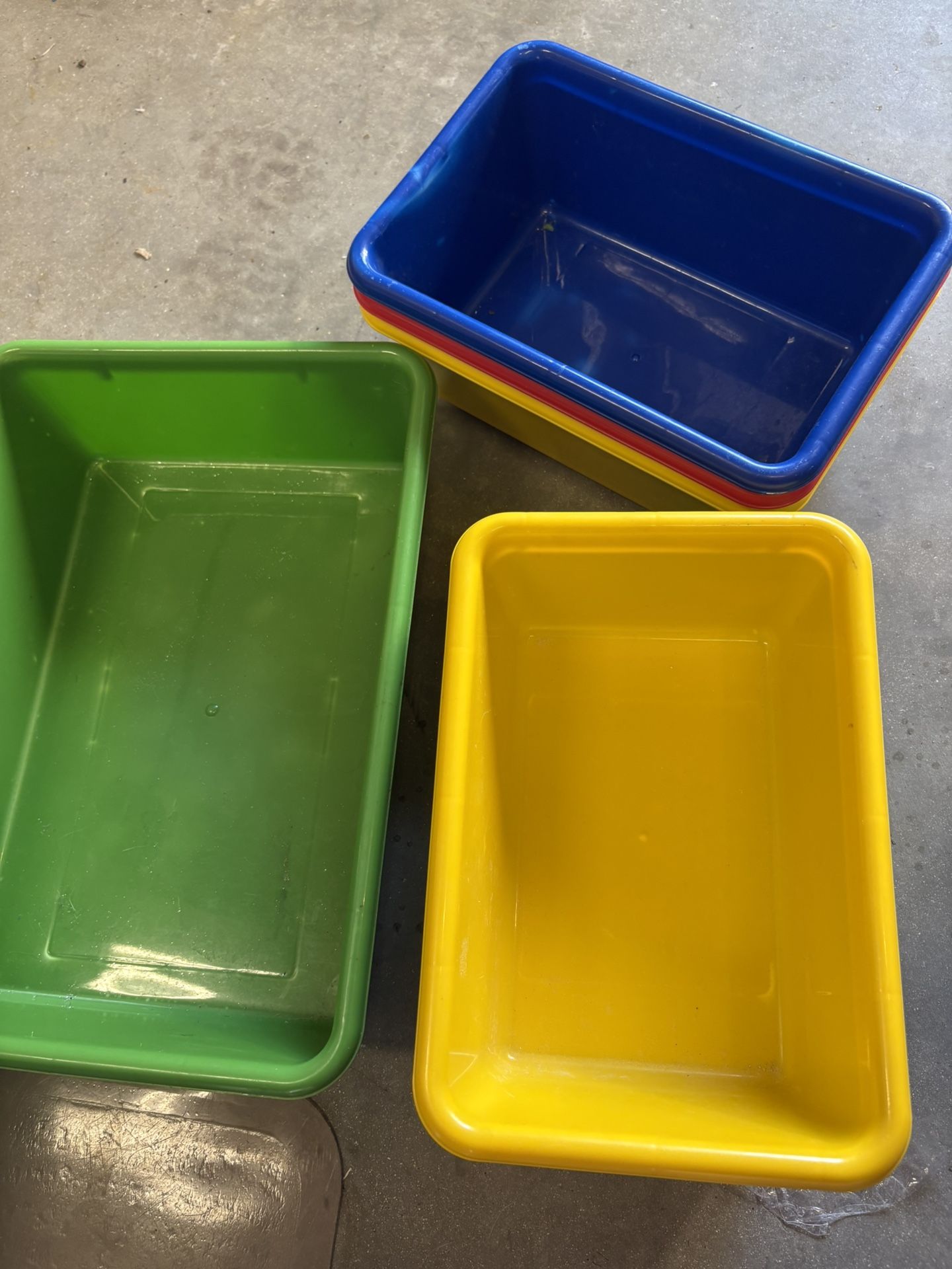 Primary Colors, Toy Bins