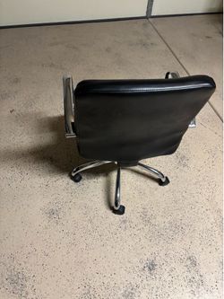 HOME OFFICE CHAIR