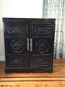 Hand carved Asian Wine Bar