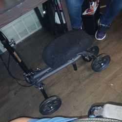 Knee Knee Scooter