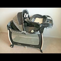 Graco Pack N Play Silhouette Deluxe XL Playpen for Sale in Cedar