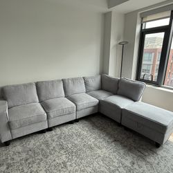 Sectional Couch With Ottoman