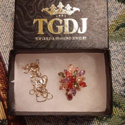 14k Gold Necklase @ Vintage Gem Charm