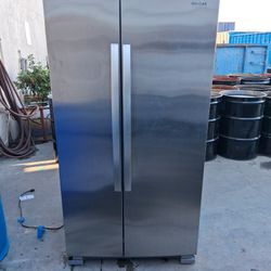 Fridge In Working Condition Delivery Available 
