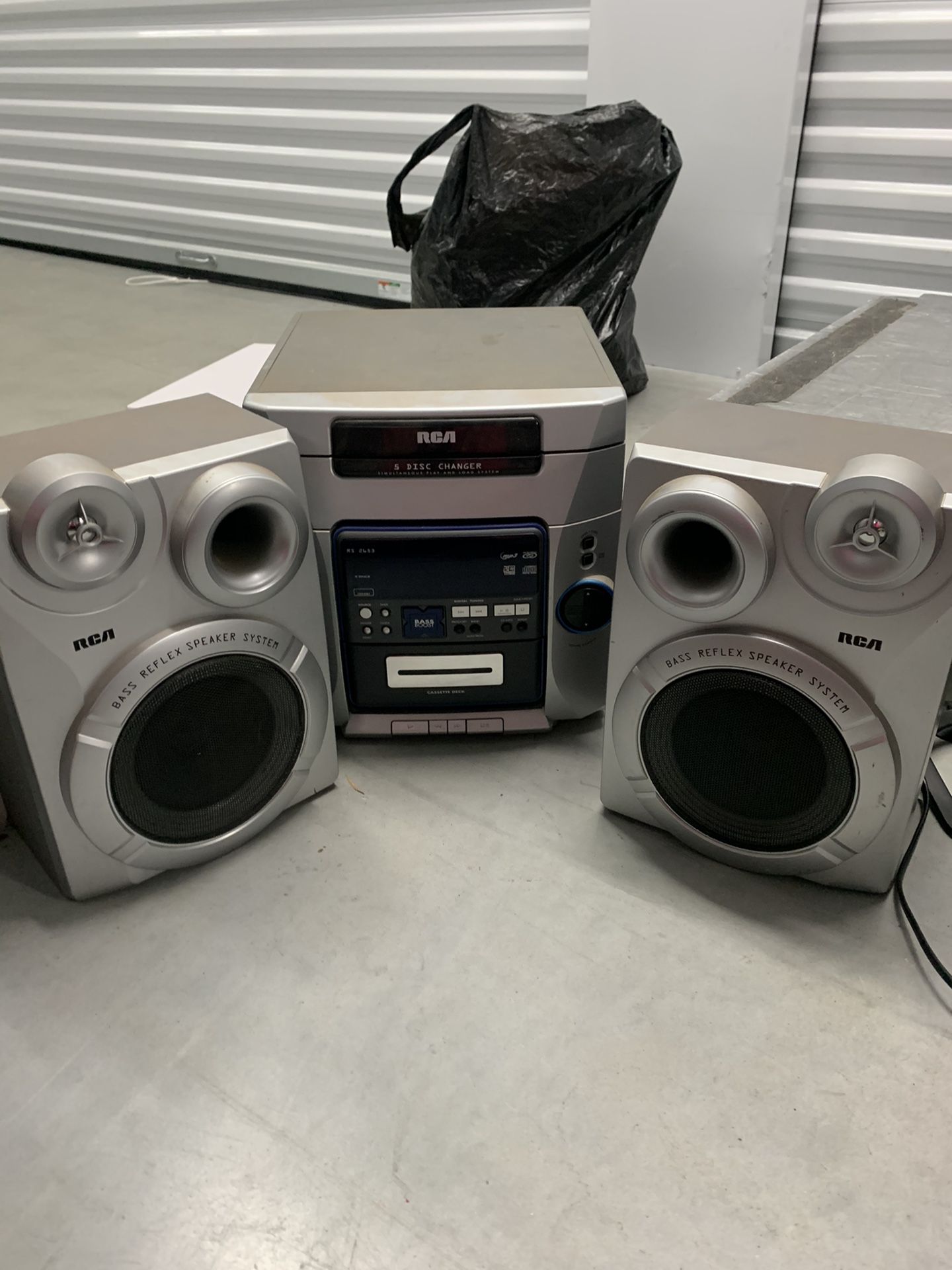Stereo system 5 disc changer