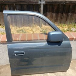 1997 4runner Passenger Front Door Complete