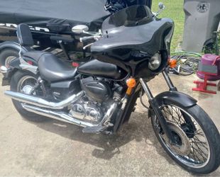 2007 Honda shadow 750 spirit c2