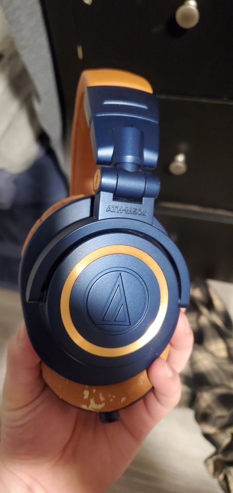 Audio-Technica ATH-M50x (Special Blue/Tan Edition)