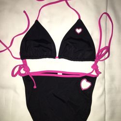 BRAND NEW - Victoria’s Secret SIZE XS Black & Pink Open Heart Bikini