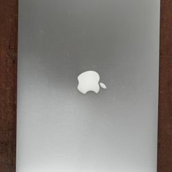 13” Macbook Air - 2017 with Logic Pro X, Final Cut Pro and Microsoft Office 2019