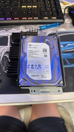 Seagate Video 3.5 HDD - 1TB Internal Hard Drive - SATA 6Gb/s 5900RPM